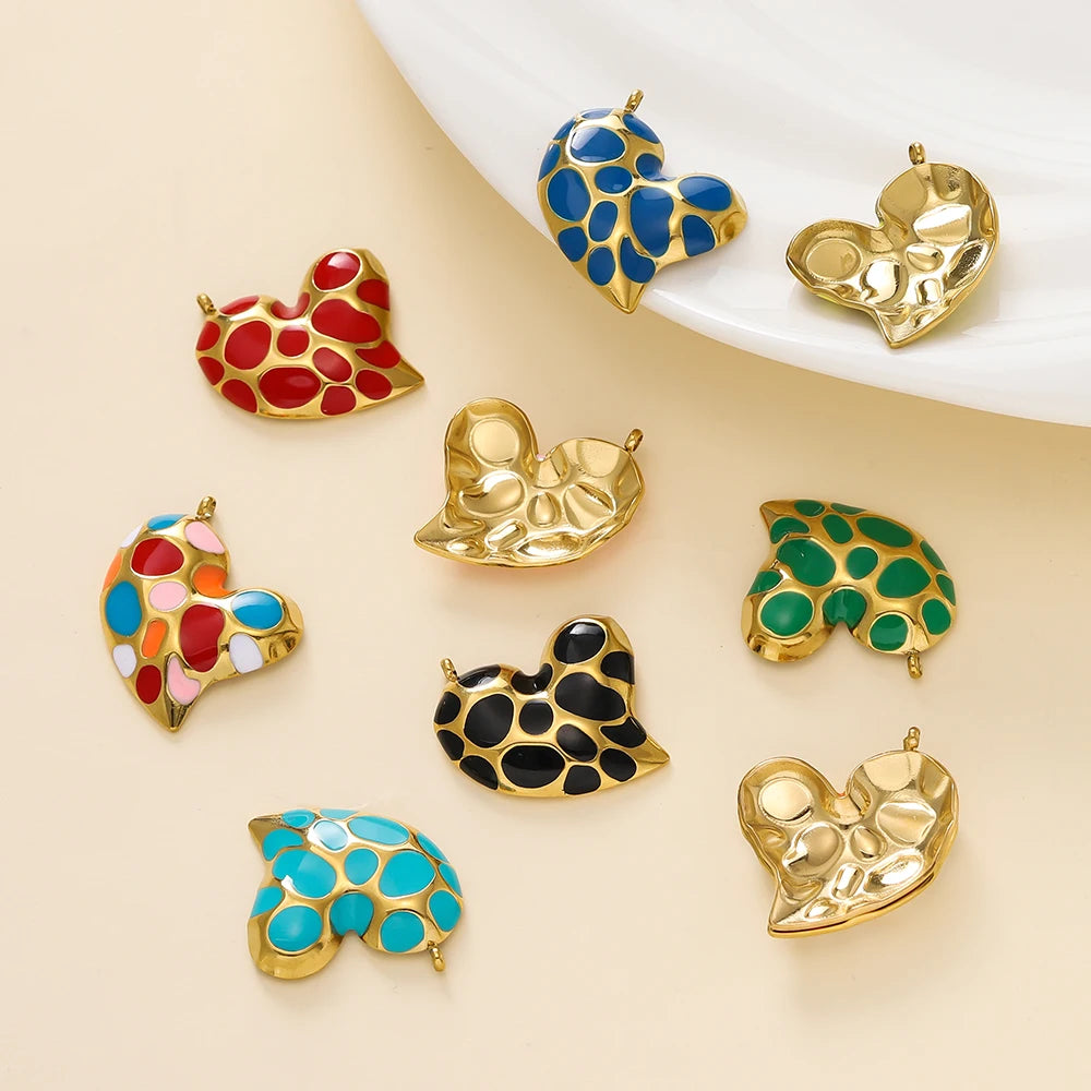 2Pcs/Pack Multicolor Stainless Steel Heart Shape Vintage Pendants for DIY Necklace Earring Bracelet Jewelry Making Supplies