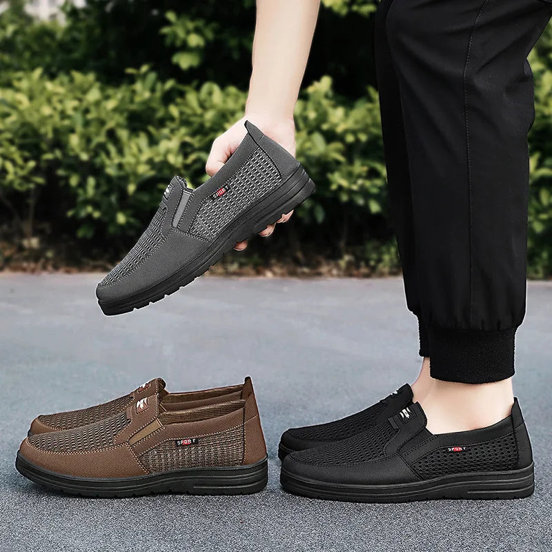 Shoes men breathable net shoes a light soft sole shallow mouth old Beijing casual men's cloth shoes