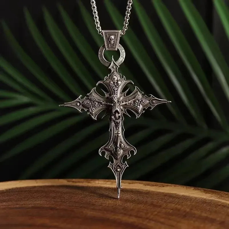 A Fashionable and Personalized Retro Gothic Nail Cross Skull Cross Pendant Necklace Halloween Necklace