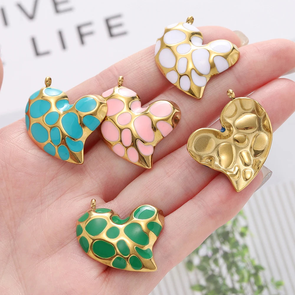 2Pcs/Pack Multicolor Stainless Steel Heart Shape Vintage Pendants for DIY Necklace Earring Bracelet Jewelry Making Supplies