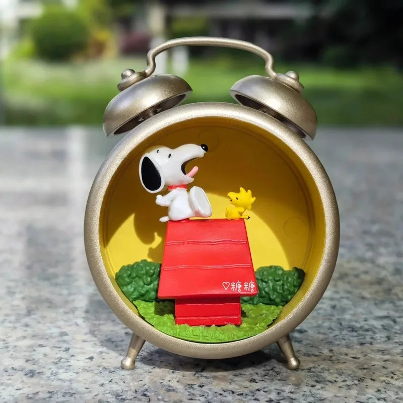 Re-Ment Peanuts Snoopy's Antique Diorama Miniature Model SNOOPY's Trunk Toys Collectible Ornaments Assembly Kids Blind Box Gift