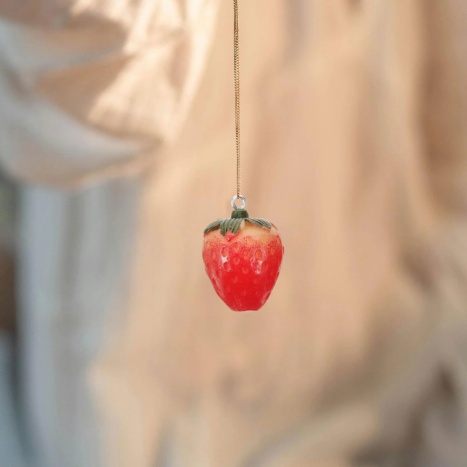 10pcs Strawberry Resin Jewelry Charms Pendant Earrings Keychain Accessories Fruit Decorations Crafting Supplies