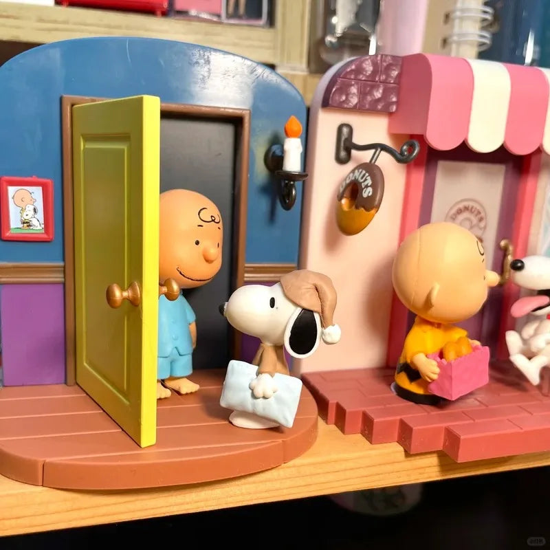 Genuine Re-Ment The Story of Snoopy's Gate Miniature Scene Blind Box Q Version Model Collectible Toys Super Cute Holiday Gifts
