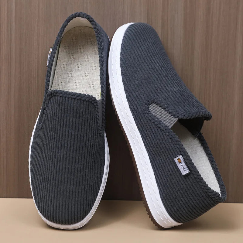 Old Beijing cloth shoes men spring and summer foot slip-off soft sole casual shoes work black cloth shoes men