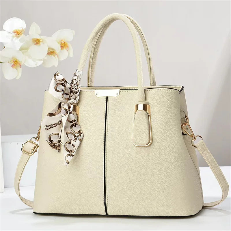 Factory Direct Luxury Women's Large Capacity Crossbody Handbag High-End Sense with Zipper Closure Polyester Lining Stock-21283