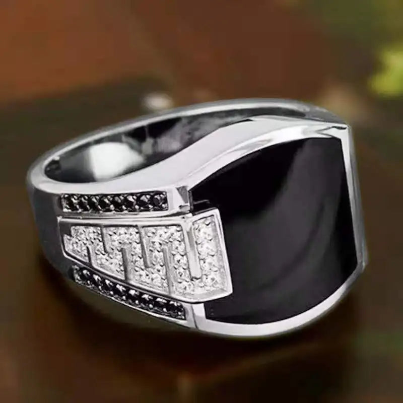 Men's Ring Retro Style Alloy Material Antique Silver Color Pattern Mysterious Artificial Zircon Inlay Trendy Party Luxury