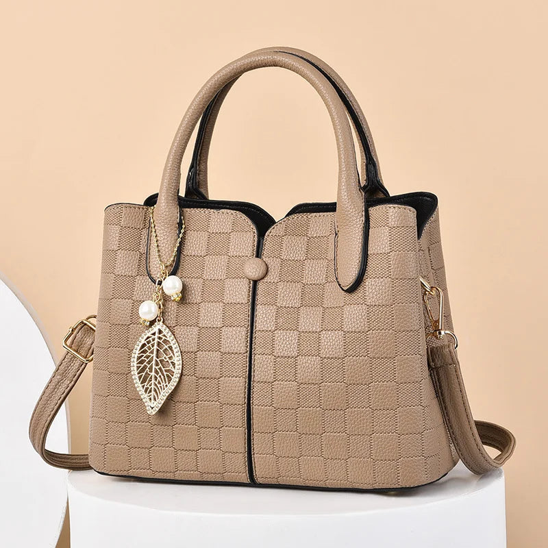 2023 New Style Luxury Fashion Women's Casual Tote Handbags Comfortable and Zipper Closure