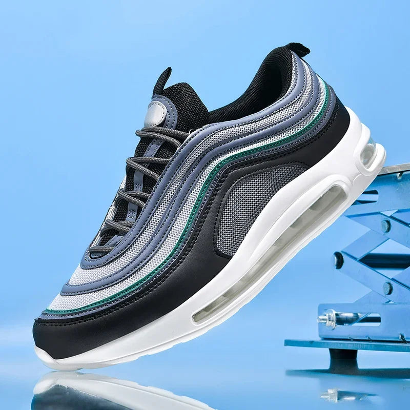 The New Men's Casual Sports Shoes Are Fashionable and Suitable for Both Men and Women. They Are Breathable Casual Shoes for Men