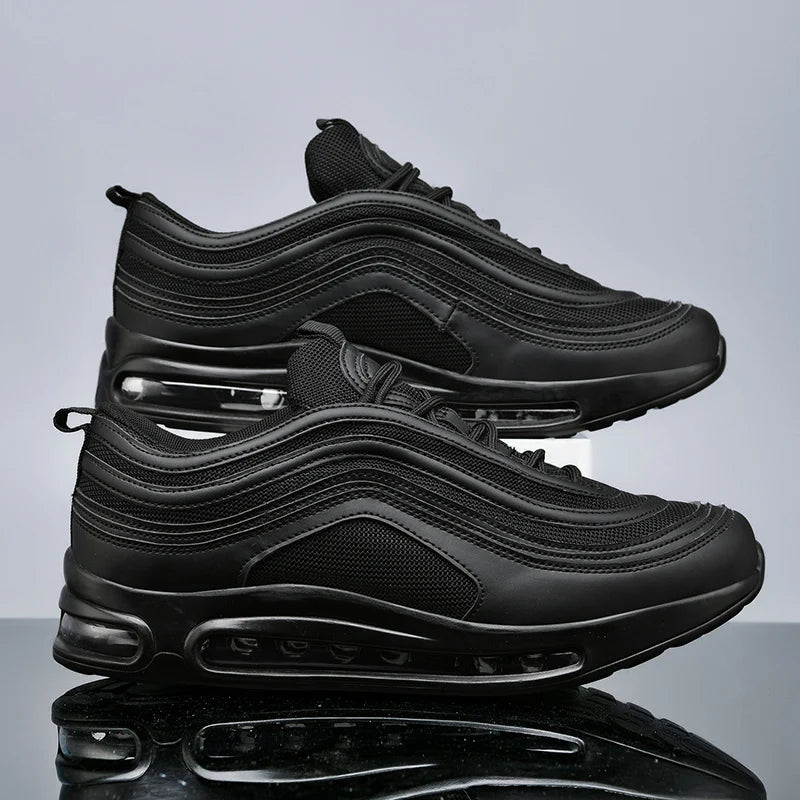 The New Men's Casual Sports Shoes Are Fashionable and Suitable for Both Men and Women. They Are Breathable Casual Shoes for Men