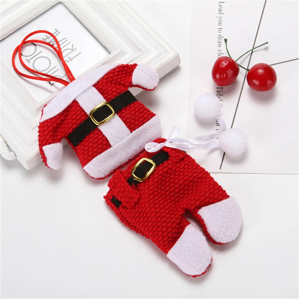 Christmas Decorations Tableware Bag Santa Suit Gift Bags Cute Knifes Fork Holder New Year Party Table Dinner Cutlery Suit Home