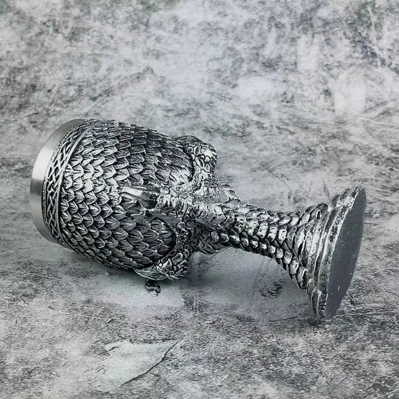 Creative 3D Embossed Dragon Scale Goblet Vintage Silver Dragon Claw 304 Stainless Steel Resin Bar Wine Glass Personalized Gift
