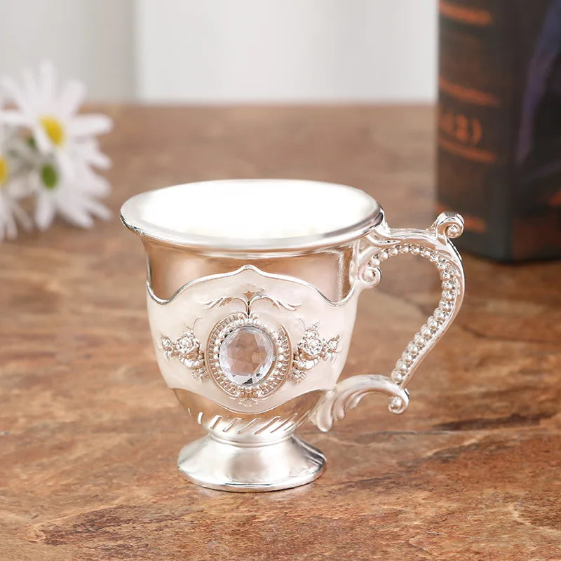 F5 Slightly Luxurious Drinking Glass Metal White Wine Cup Alloy Pattern Gems Decorated Fashion Creative Home Classical Wine Sets