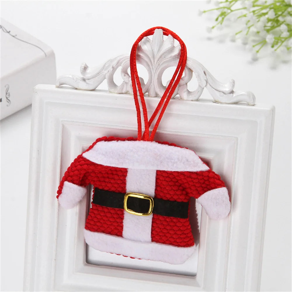 Christmas Decorations Tableware Bag Santa Suit Gift Bags Cute Knifes Fork Holder New Year Party Table Dinner Cutlery Suit Home