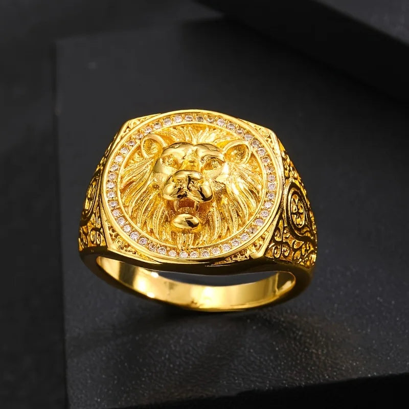 A slightly zircon Lion King ring for men and women