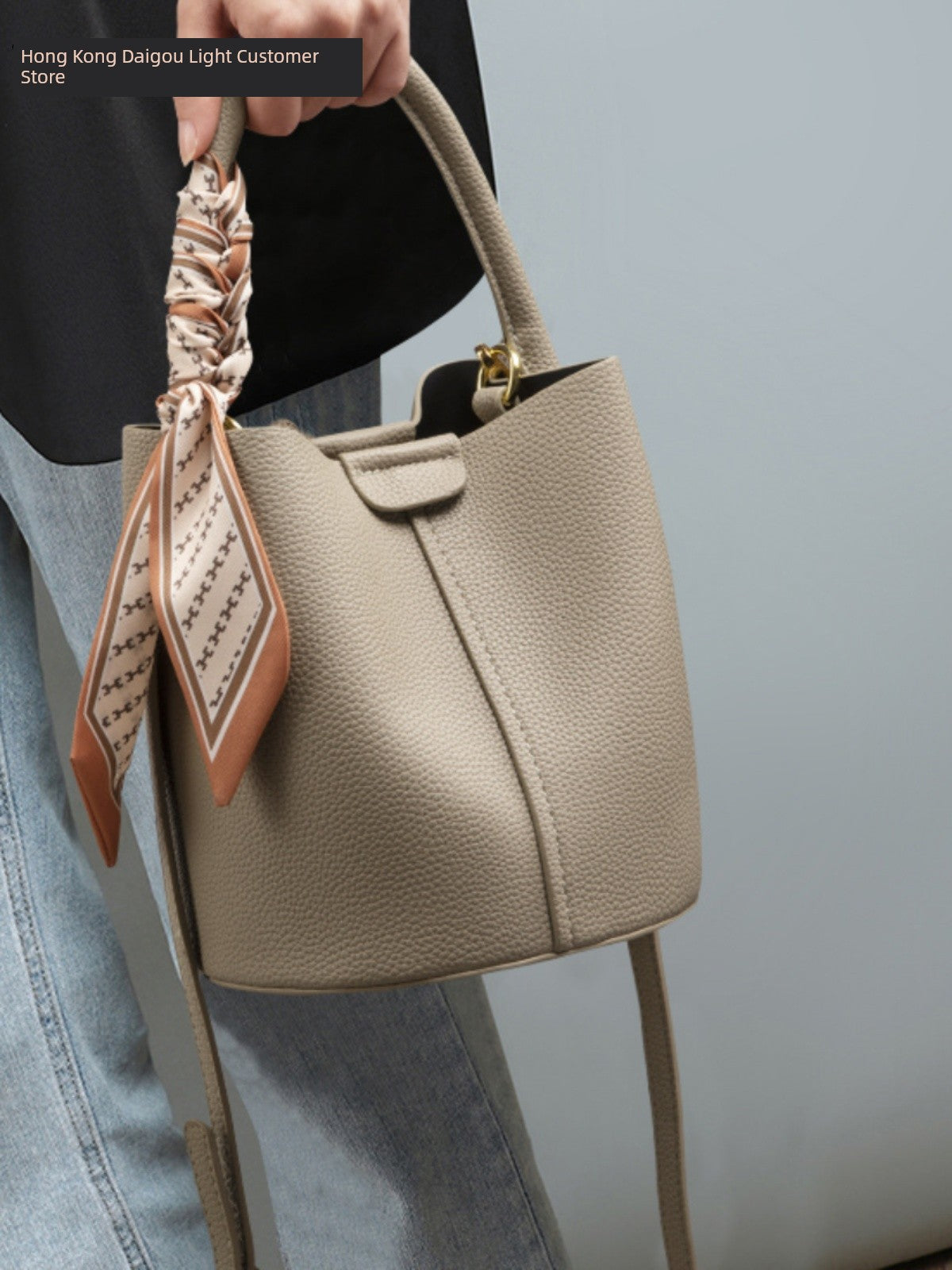 Hong Kong It Golinr 2024 New Bags Soft Leather Women's Bag Crossbody Bag Summer Fancy Handbag Bucket Bag