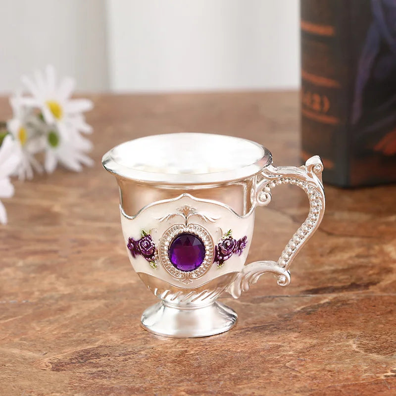 F5 Slightly Luxurious Drinking Glass Metal White Wine Cup Alloy Pattern Gems Decorated Fashion Creative Home Classical Wine Sets