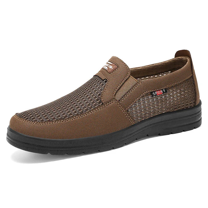 Shoes men breathable net shoes a light soft sole shallow mouth old Beijing casual men's cloth shoes