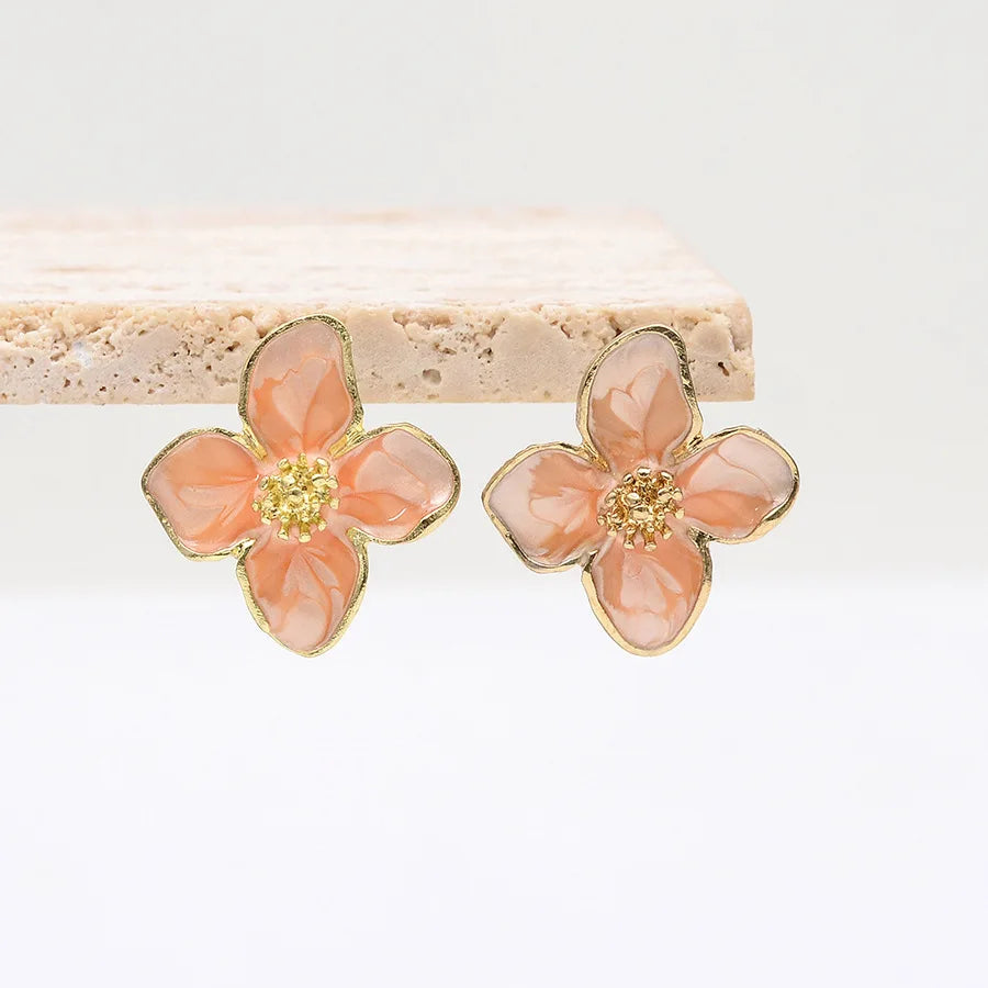 White Color Dripping Oil Flower Stud Earrings for Women Four-petal Gold Electroplating Ear Stud New Trendy Girls Vintage Jewelry
