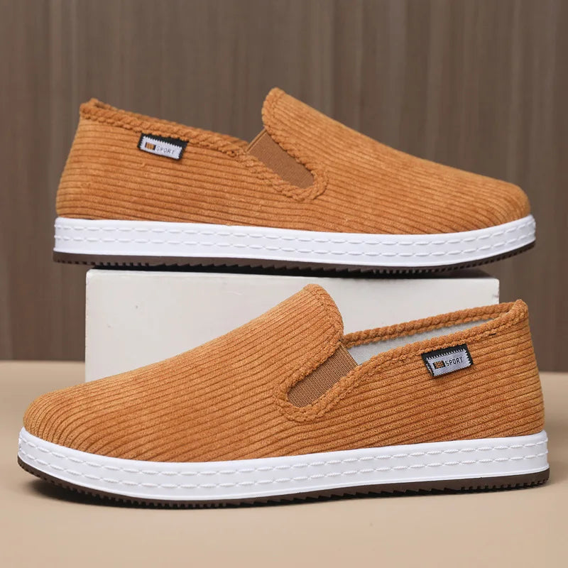 Old Beijing cloth shoes men spring and summer foot slip-off soft sole casual shoes work black cloth shoes men