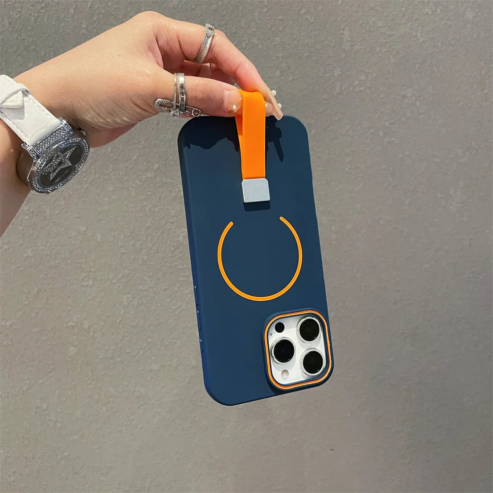 Soft Silicone Strap Magnetic Magsafe Phone Case For iPhone 14 15 16 Pro Max Plus 13 12 11 Wireless Charge Frosted Clashing Cover